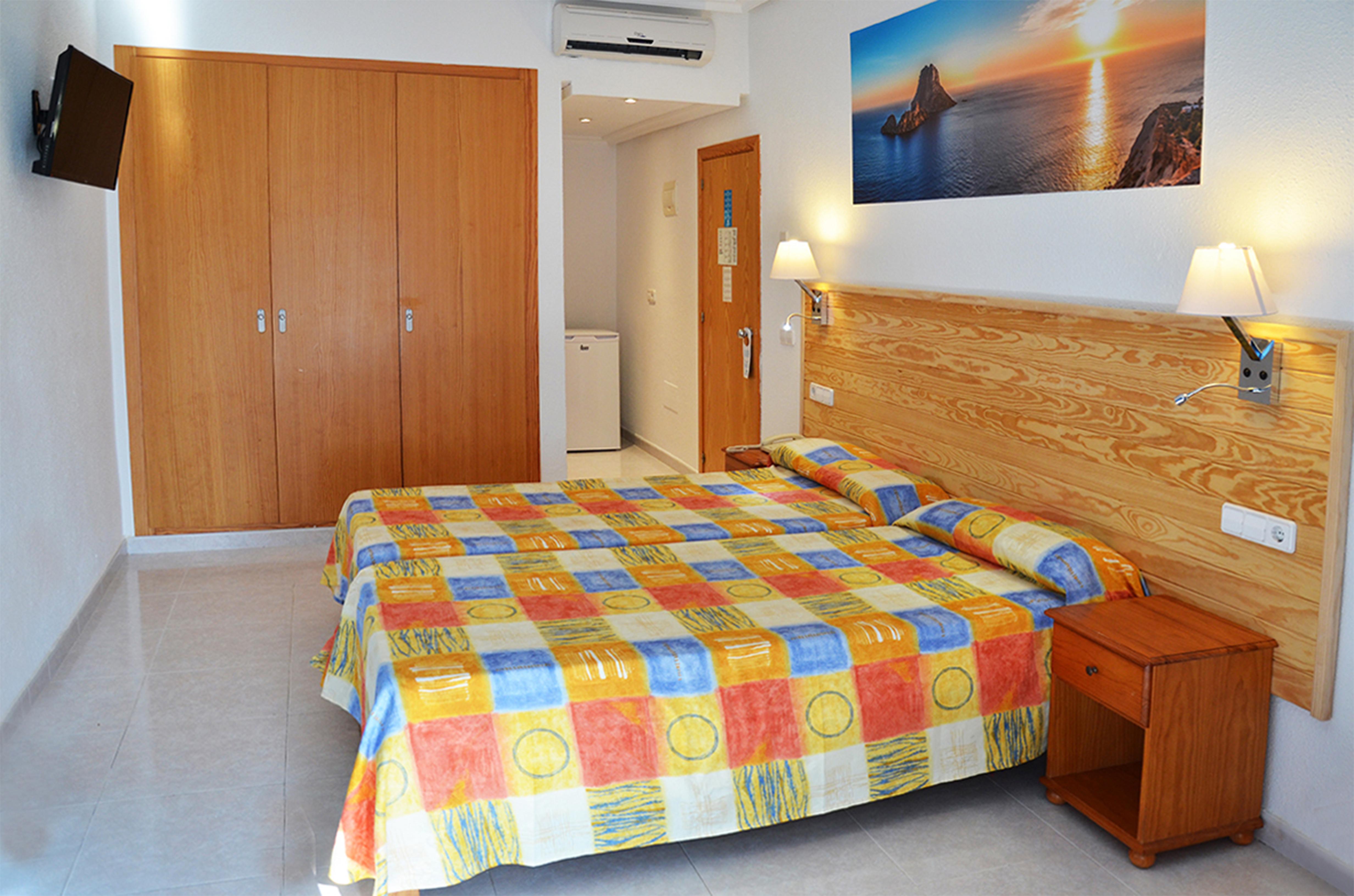 Aparthotel Vibra Sanan - Adults Only San Antonio  Exterior photo
