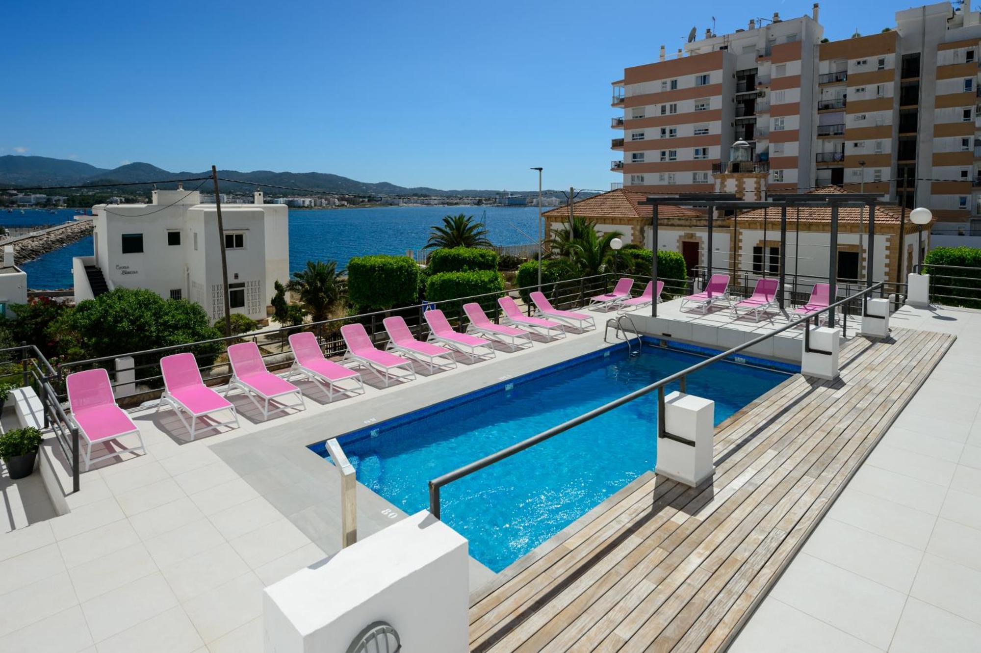 Aparthotel Vibra Sanan - Adults Only San Antonio  Exterior photo