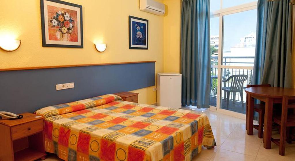 Aparthotel Vibra Sanan - Adults Only San Antonio  Exterior photo