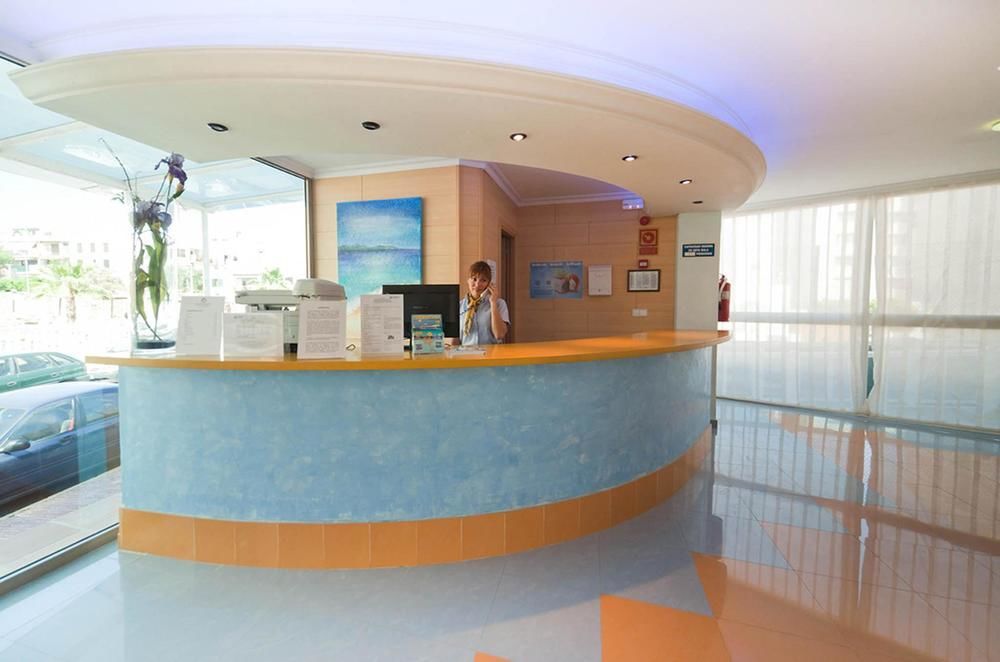 Aparthotel Vibra Sanan - Adults Only San Antonio  Exterior photo